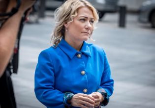 Νορβηγία: Παραιτήθηκε η υπ. Παιδείας που αντέγραψε κείμενα φοιτητών στο μεταπτυχιακό της