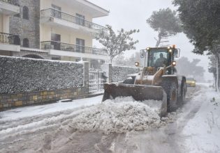 Καιρός: Συναγερμός για έντονα φαινόμενα τις επόμενες ώρες – Ποιες περιοχές θα «ντυθούν στα λευκά»