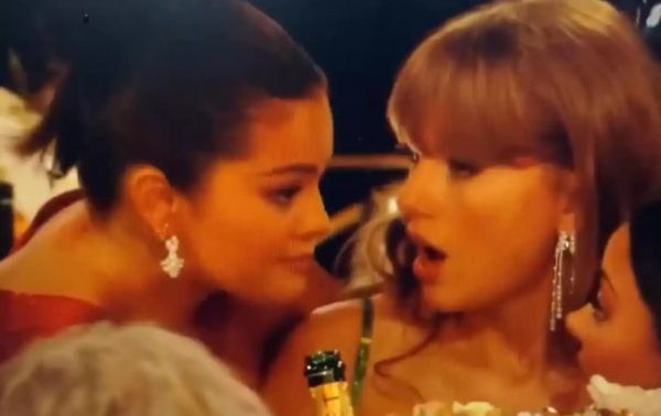 To απόλυτο gossip στις Χρυσές Σφαίρες: Σελένα Γκόμεζ και Τέιλορ Σουίφτ κουτσομπολεύουν την Κάιλι Τζένερ;