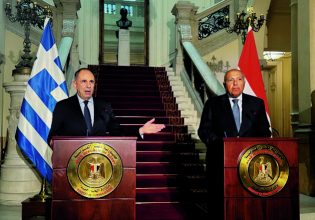 Τα αγκάθια του τουρκολιβυκού