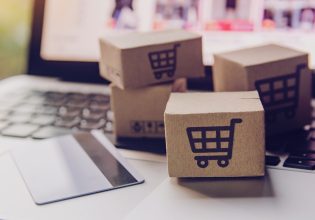 Πώς να αποφύγετε διαδικτυακές απάτες κατά τις χειμερινές εκπτώσεις