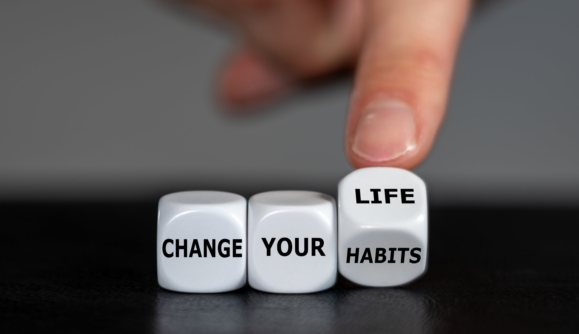 Είκοσι αλλαγές για να μεταμορφώσετε τη ζωή σας - Από τον κανόνα του ενός λεπτού, μέχρι τη γιόγκα... πιτζάμας