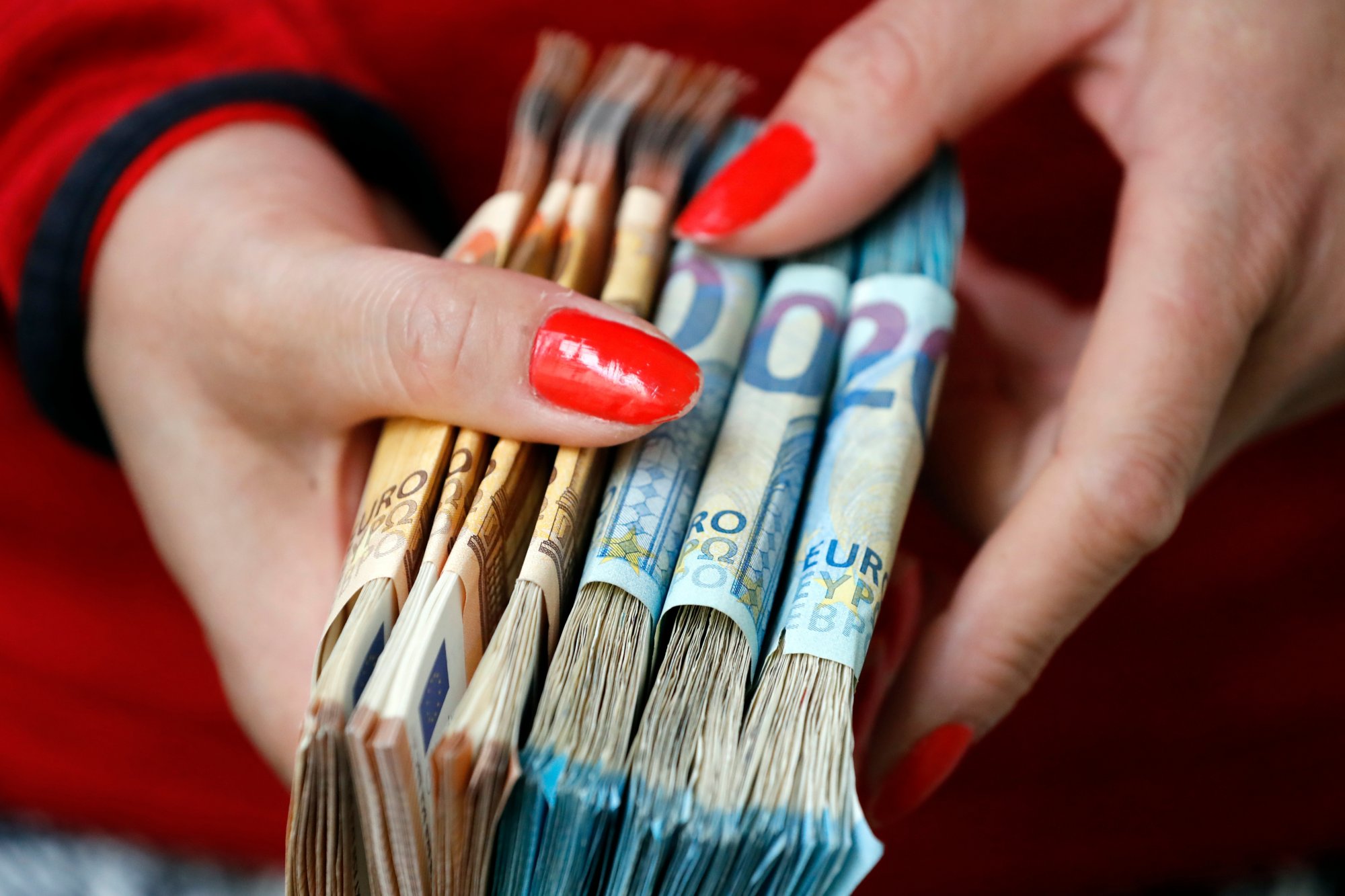 ΤτΕ: «Άλμα» 6,376 δισ. ευρώ στις καταθέσεις νοικοκυριών και επιχειρήσεων τον Δεκέμβριο