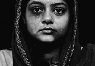 Δικαστήριο ΕΕ: Καθεστώς πρόσφυγα σε γυναίκες που διαφεύγουν από τις χώρες τους λόγω ενδοοικογενειακής βίας