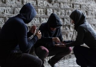 Γιατί αυξάνονται τα περιστατικά βίας και παραβατικότητας στους νέους