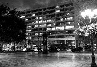 Η Ελλάδα χάνει κατά κράτος τη μάχη κατά της ακρίβειας