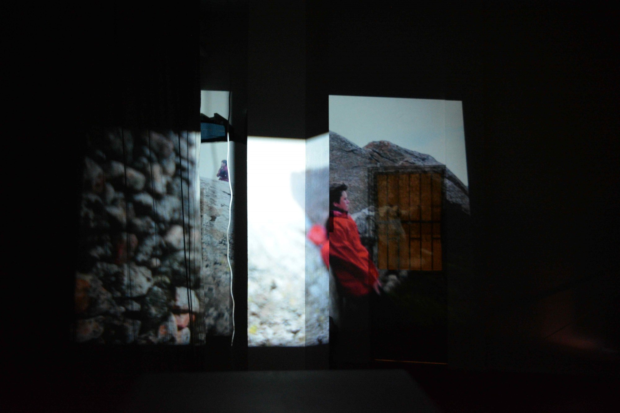 «Βωλάξ»: Μια performance video installation εμπνευσμένη από το χωριό της Τήνου στο Κέντρο Ελέγχου Τηλεοράσεων
