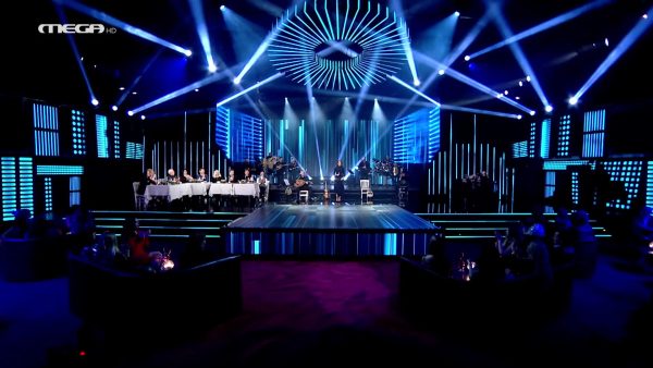 Χρήστος Παπαδόπουλος και Ρία Ελληνίδου τραγουδούν το «Αρχιπέλαγος» και εντυπωσιάζουν