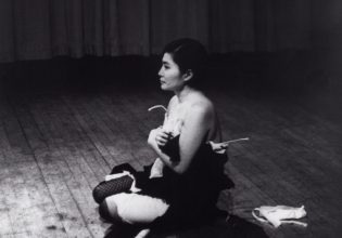 «Η Γιόκο Όνο ήταν ένας εύκολος στόχος ρατσιστικής και μισογυνιστικής κακοποίησης»