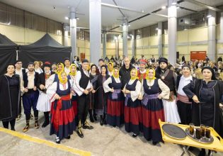 Στην ετήσια εκδήλωση της Ένωσης των Απανταχού Μανιατών παρευρέθηκε ο Γιάννης Μώραλης