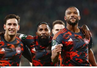 Ερυθρόλευκο «πάρτι» στο γκολ του Ελ Κααμπί (vid)