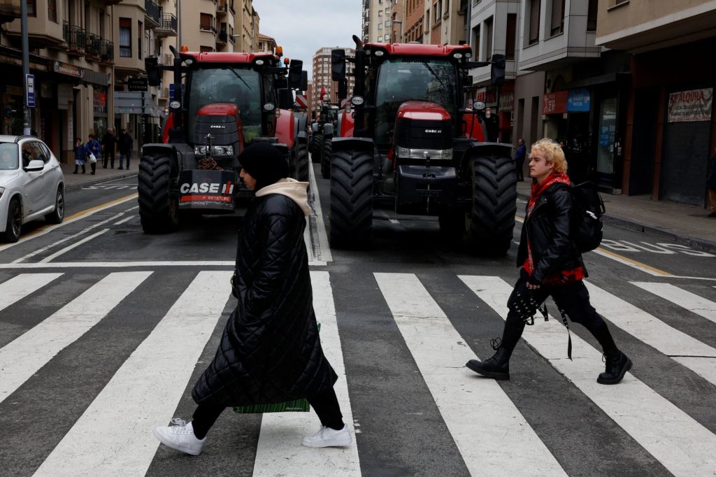 ΕΕ: Οι αγρότες σήκωσαν ανάστημα στις Βρυξελλες και κερδιζουν – Η ακροδεξιά πάει να το καπηλευτεί