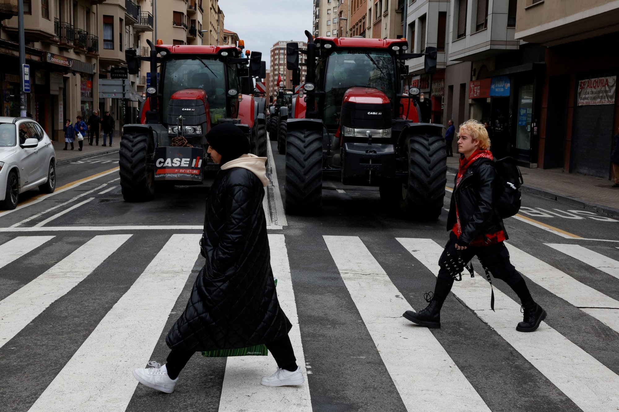 ΕΕ: Οι αγρότες σήκωσαν ανάστημα στις Βρυξελλες και κερδιζουν - Η ακροδεξιά πάει να το καπηλευτεί
