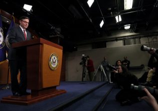 «Η Ρωσία θέλει να στείλει πυρηνικά στο διάστημα» – H απειλή εθνικής ασφάλειας που έθεσε σε συναγερμό τις ΗΠΑ