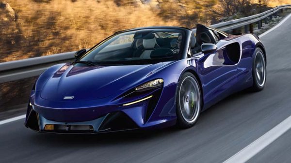 H McLaren Artura επανέρχεται με μια Spider έκδοση