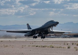 ΗΠΑ: Ποιά είναι τα Β-1Β Lancer που βομβάρδισαν Συρία και Ιράκ