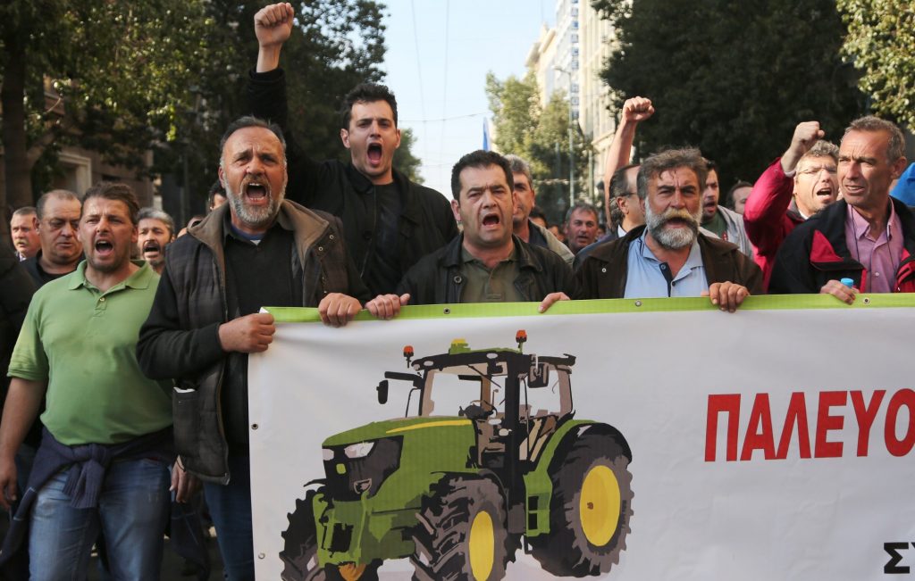 Με τα τρακτέρ τους οι αγρότες στην Αθήνα – Αλλαγή πλεύσης από την κυβέρνηση