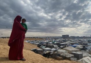 Live: Η UNRWA αδυνατεί πλέον να βοηθήσει τη βόρεια Γάζα – Επικρίσεις για το μεταπολεμικό σχέδιο του Νετανιάχου