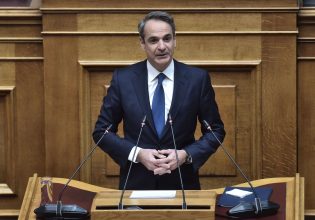 Νέα «ψίχουλα» Μητσοτάκη στους αγρότες για να σπάσει τα μπλόκα