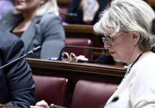 Χρειάζονται βελτιώσεις στο νομοσχέδιο για τον γάμο των ομόφυλων ζευγαριών, τονίζει ο ΣΥΡΙΖΑ