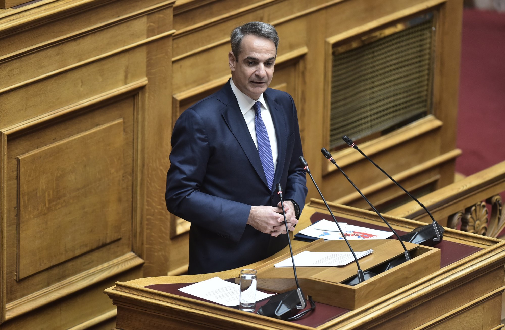Έκανε επίκληση της ιδρυτικής διακήρυξης ο Μητσοτάκης και παρακαλάει τους βουλευτές να ψηφίσουν