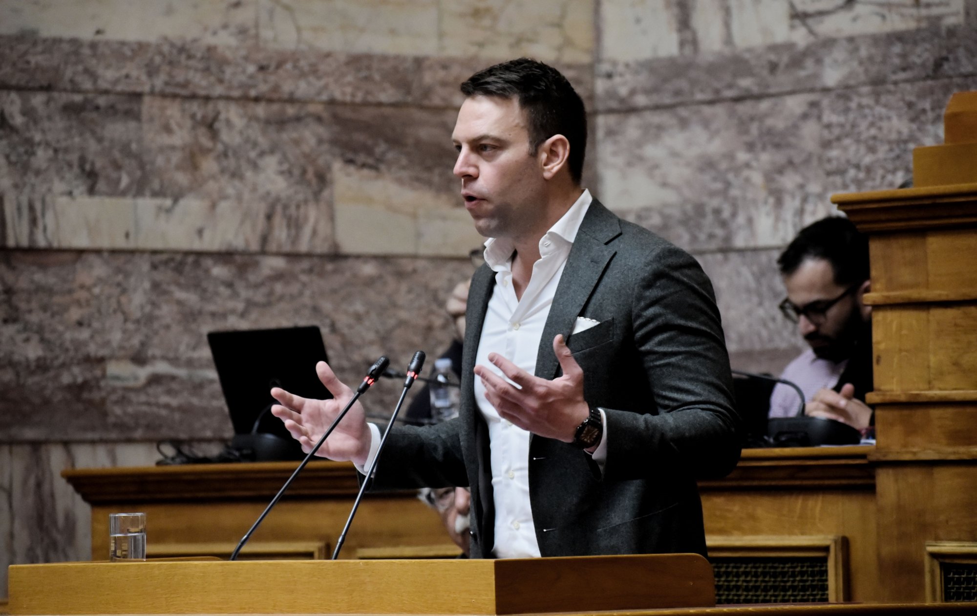 Τριγμοί στον ΣΥΡΙΖΑ για το ερωτηματολόγιο Κασσελάκη - «Να προσγειωθεί στην πραγματικότητα»
