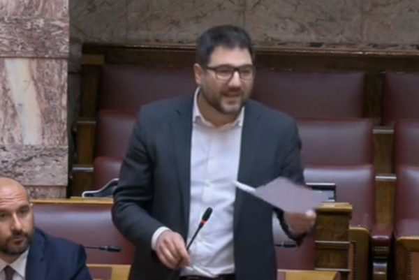 Ηλιόπουλος: Ο Αντώνης Σαμαράς ανέδειξε σήμερα γιατί ο Μητσοτάκης είναι υποκριτής