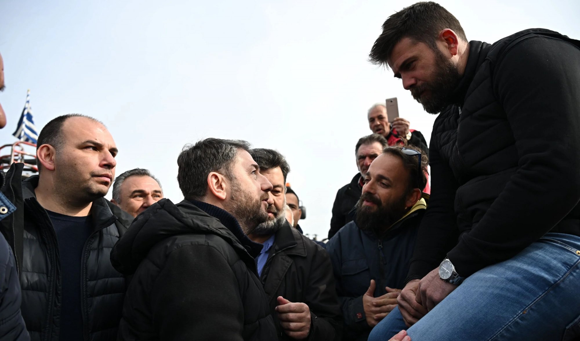 Συνάντηση Ανδρουλάκη με αγρότες – «Ο Μητσοτάκης τρέχει να αντιμετωπίσει τα προβλήματα που δημιούργησε»