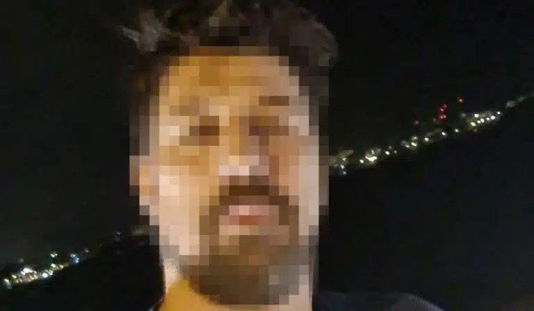 Χειροπέδες σε 43χρονο που αναρτούσε ρατσιστικά και ομοφοβικά βίντεο στα social media