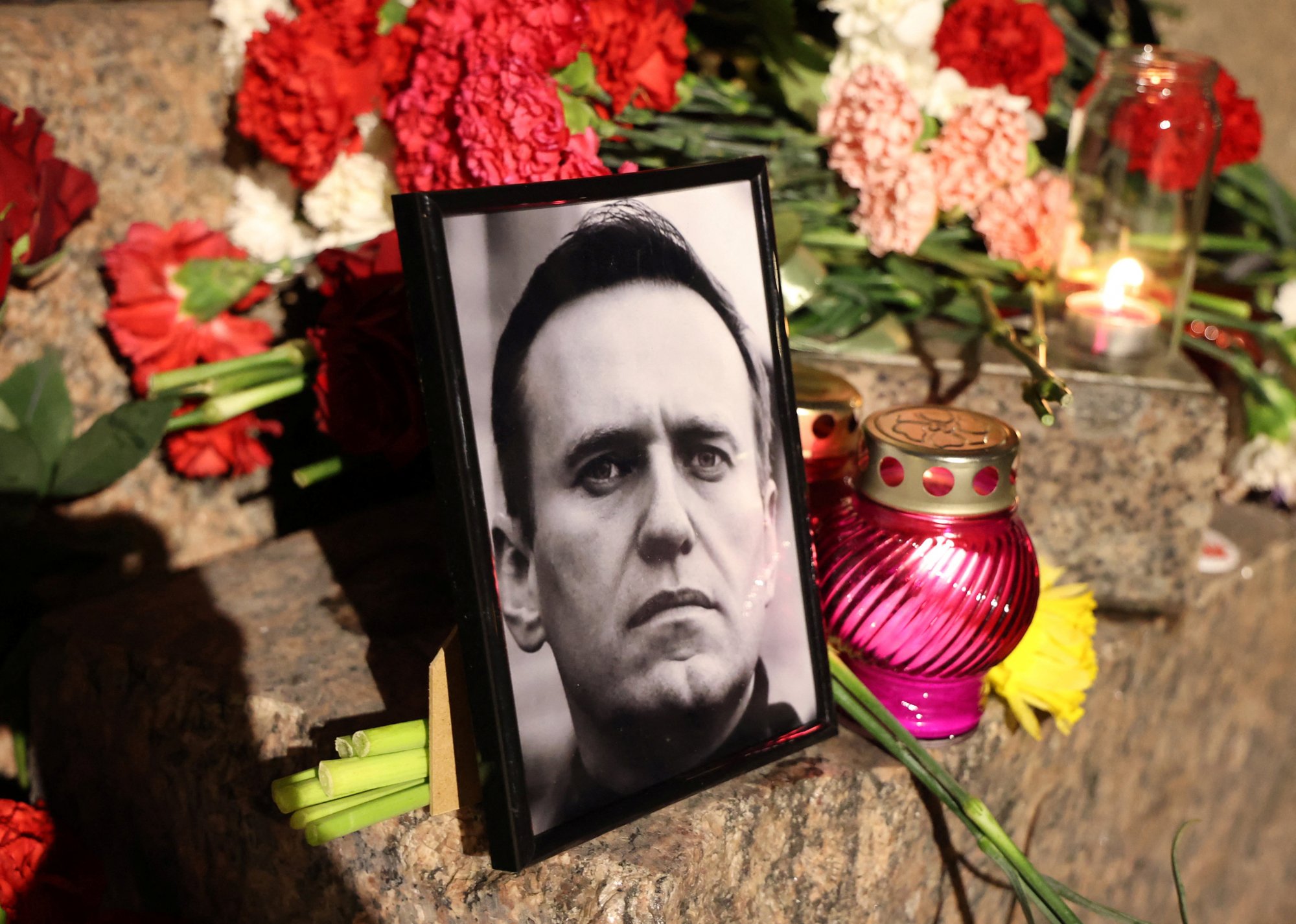 Αποκάλυψη σοκ για Ναβάλνι: Τον δολοφόνησαν με γροθιά στην καρδιά;
