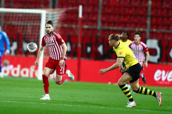 Ο Φορτούνης, ο Βίντα και οι κίτρινες κάρτες της Super League