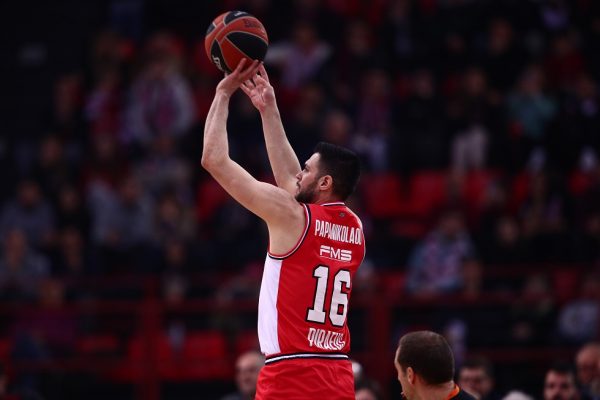 Γράφει ιστορία ο Παπανικολάου