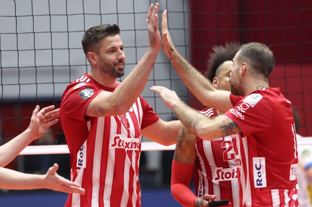 Αρκάς – Ολυμπιακός 3-0: Δεν τα κατάφεραν στη Σμύρνη οι Ερυθρόλευκοι