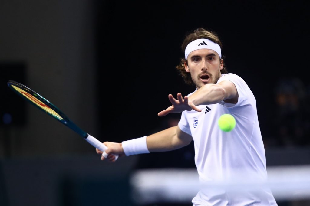 Τσιτσιπάς – Κοπίλ 2-0: Εντυπωσιακός ο Στέφανος, 1-0 η Ελλάδα (vid)