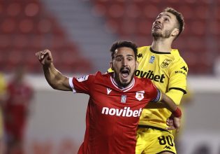 Πανσερραϊκός – Άρης 1-1: Δεν το «καθάρισαν» οι Θεσσαλονικείς και το πλήρωσαν στο 90+5′