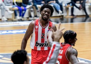 Ο Μόουζες Ράιτ φέρνει το… διαφορετικό – Η άμεση προσαρμογή στα «θέλω» του Μπαρτζώκα (vids)