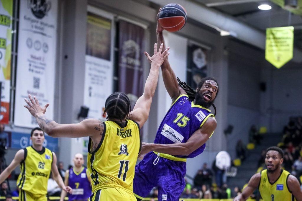 Μαρούσι – Λαύριο 71-75: Διπλό και βήμα παραμονής