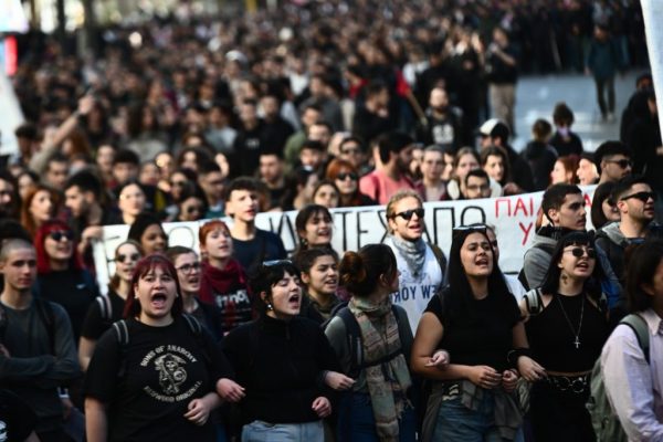 Να ακούσουμε τους φοιτητές