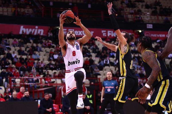 Ολυμπιακός – Μαρούσι  93-87: Δυσκολεύτηκε, αλλά πήρε τη νίκη