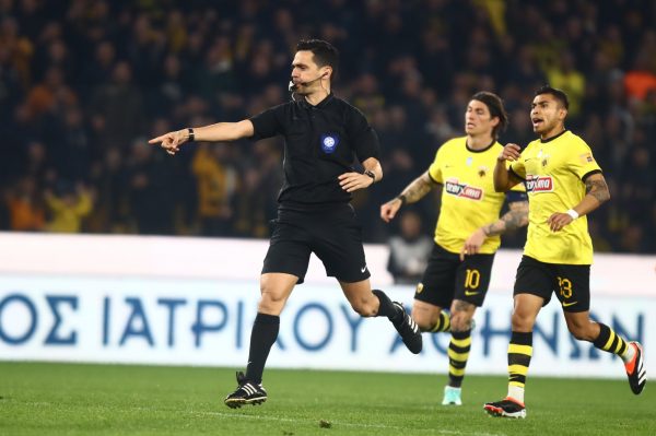 Κουτσιαύτης: «Λάθος το πέναλτι της ΑΕΚ, η παράβαση ήταν εκτός περιοχής» (vid)