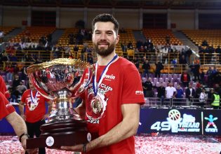 Το μήνυμα του Άλεκ Πίτερς μετά την ανανέωση του συμβολαίου του (pic)