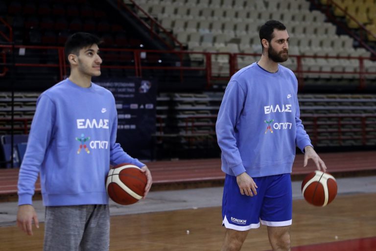 Καλαϊτζάκης: «Ο κόουτς θέλει να φτιάξει ένα γκρουπ νικητών, να δώσουμε χαρά στον κόσμο»