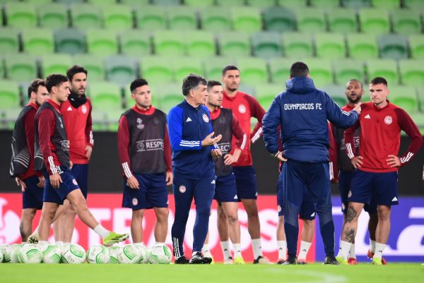 Η τελευταία προπόνηση του Ολυμπιακού πριν τη ρεβάνς με την Φερεντσβάρος (vids)