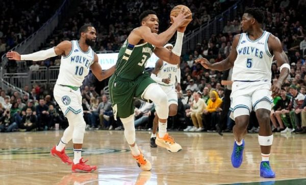 Μπακς – Τίμπεργουλβς 105-129: Οι «λύκοι»… δάγκωσαν τα «ελάφια»