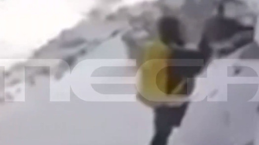 Βουλγαρία: Η στιγμή που η φονική χιονοστιβάδα παρασύρει τον Έλληνα σκιέρ – Βίντεο ντοκουμέντο