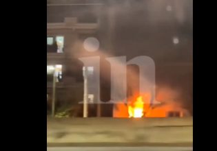 Φωτιά σε διαμέρισμα στους Αγίους Αναργύρους – Βίντεο ντοκουμέντο με τις φλόγες να «καταπίνουν» τα πάντα