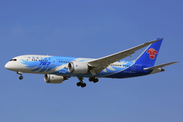 Αερομεταφορές: Συνεχιζόμενες ζημιές για κινεζικές αεροπορικές εταιρείες