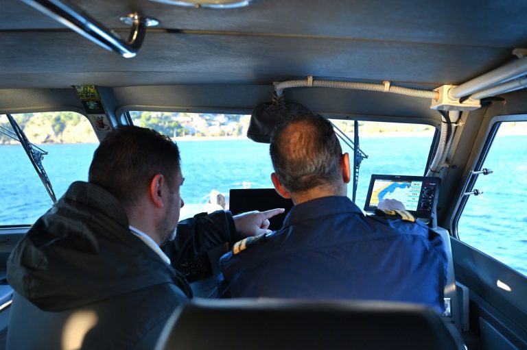 Στον υποθαλάσσιο αγωγό Αίγινας – Σαλαμίνας ο Περιφερειάρχης Αττικής