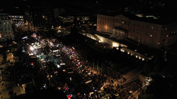 Αγρότες: Στο πλευρό τους τα κόμματα της Αριστεράς – Οι δηλώσεις των πολιτικών αρχηγών