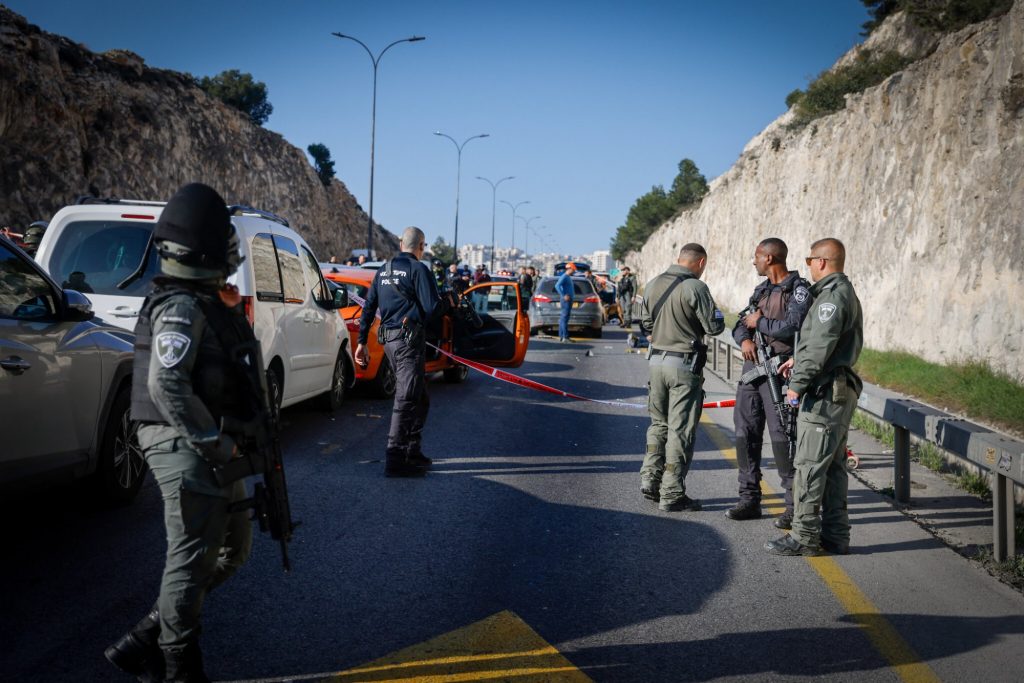 Ιερουσαλήμ: Ένοπλη επίθεση με έναν νεκρό και τραυματίες κοντά στην είσοδο ισραηλινού οικισμού